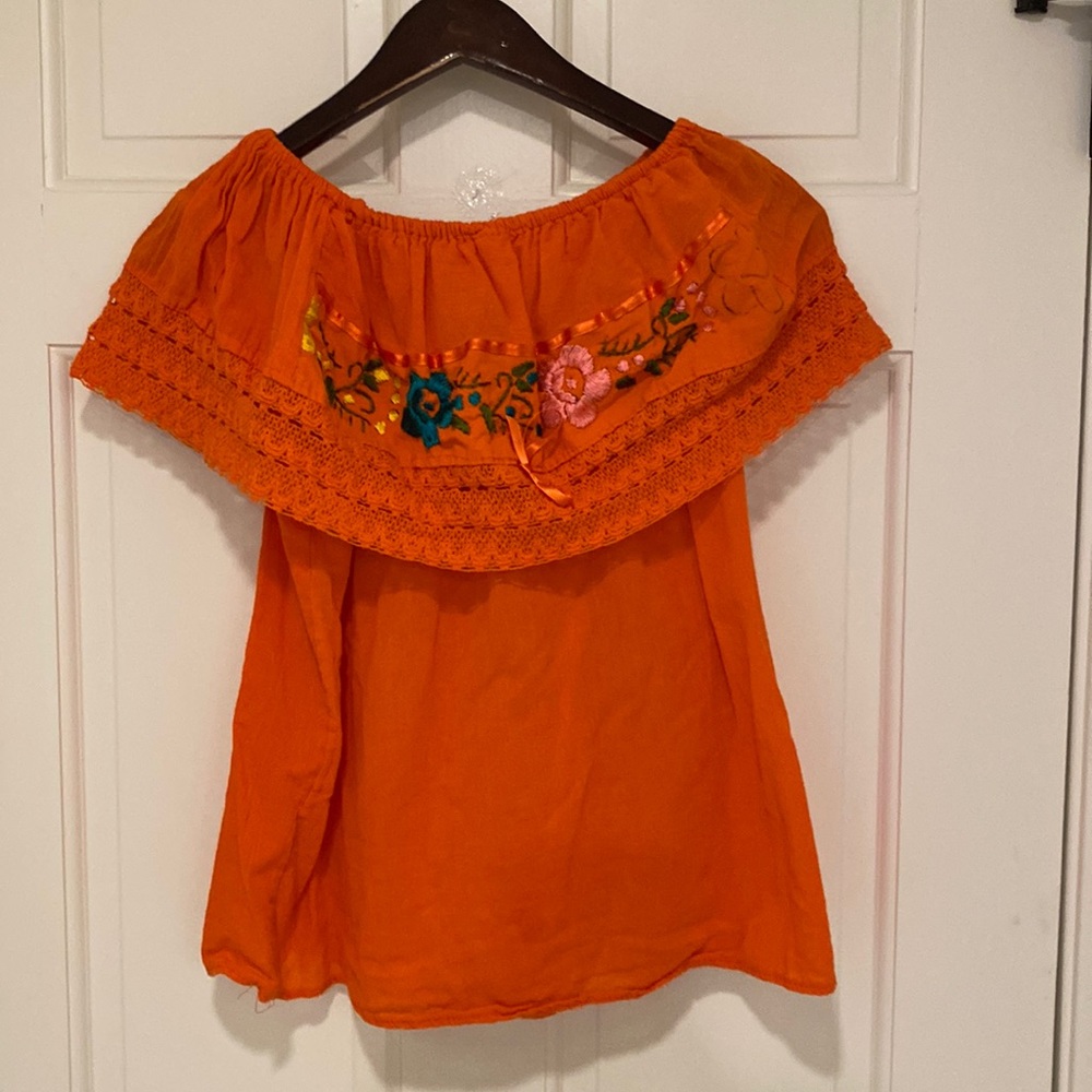 Orange Fiesta blouse, size Medium